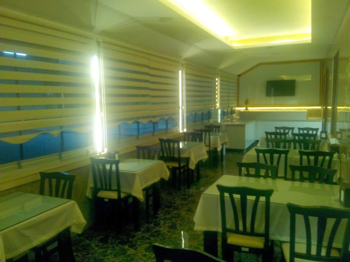 Ugur Otel Μερσίνη Εξωτερικό φωτογραφία