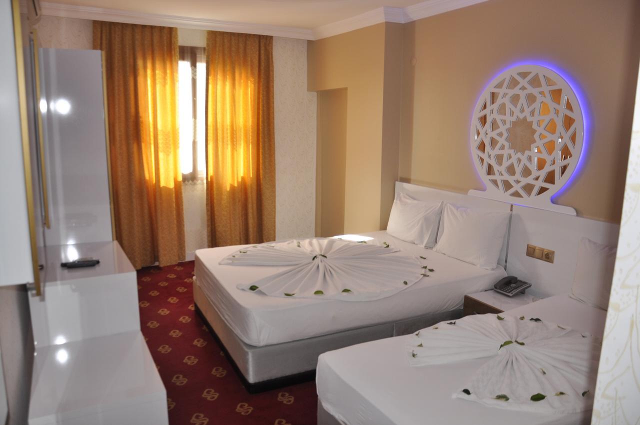Ugur Otel Μερσίνη Εξωτερικό φωτογραφία