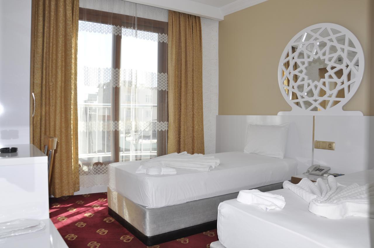 Ugur Otel Μερσίνη Εξωτερικό φωτογραφία