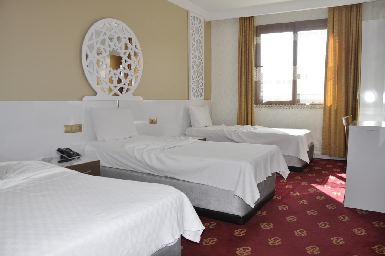 Ugur Otel Μερσίνη Εξωτερικό φωτογραφία