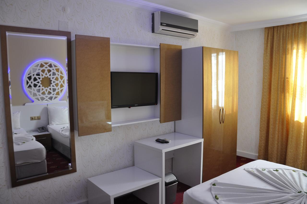 Ugur Otel Μερσίνη Εξωτερικό φωτογραφία